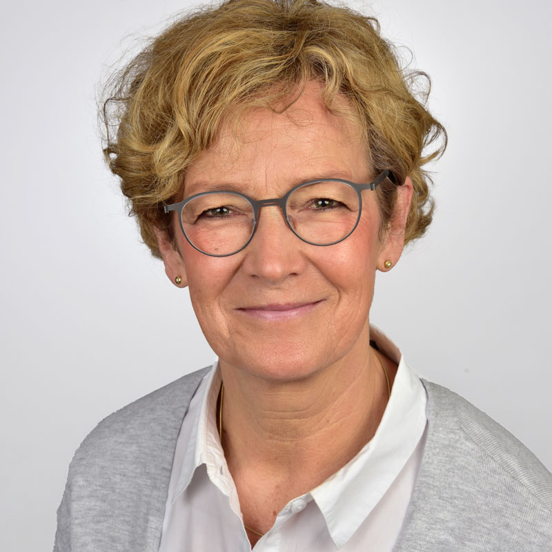Frau Veronika Otte